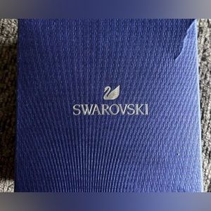 New Swarovski Infinity necklace